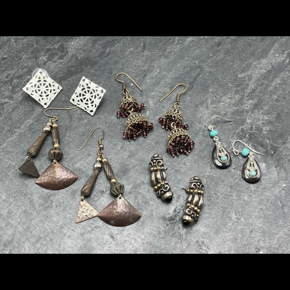 PIERCED Vintage women’s bundle 5x pairs earrings gold enamel hoops